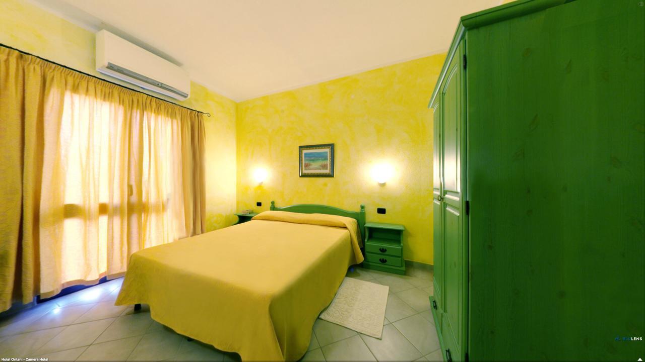 Hotel Residenza Gli Ontani Orosei Exterior foto