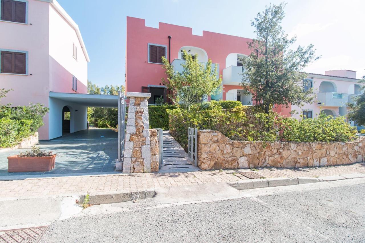 Hotel Residenza Gli Ontani Orosei Exterior foto