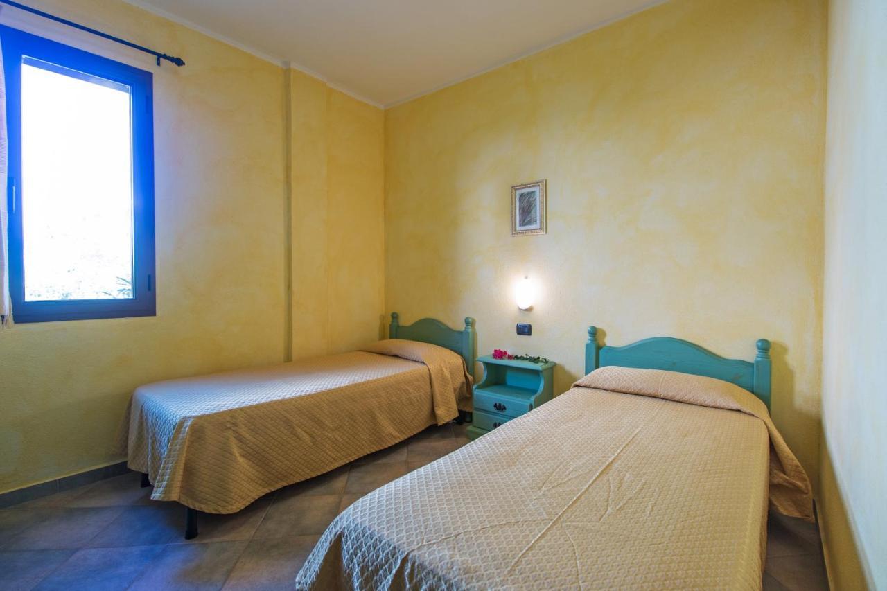 Hotel Residenza Gli Ontani Orosei Exterior foto